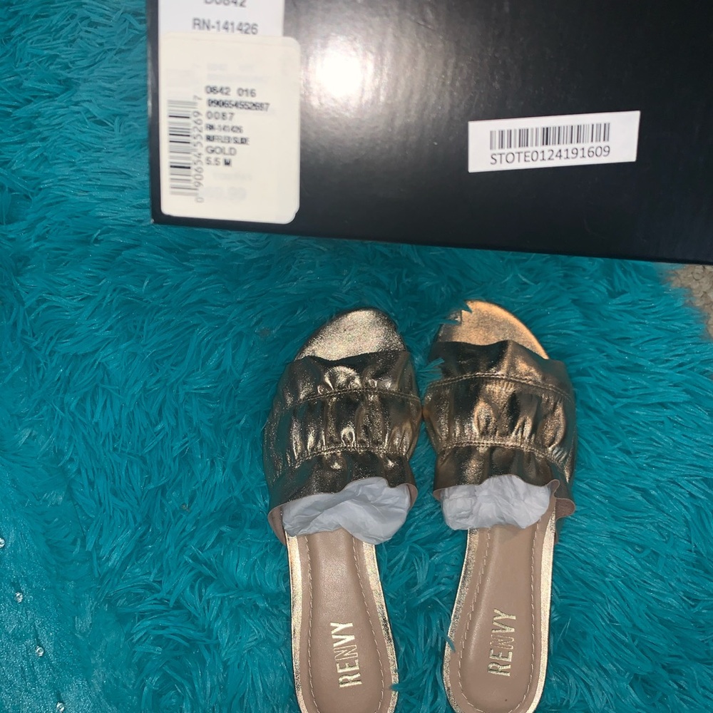 RENVY Ruffled Leather Slides - Picture 4 of 8